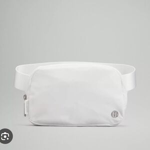 Lululemon Everywhere Belt Bag